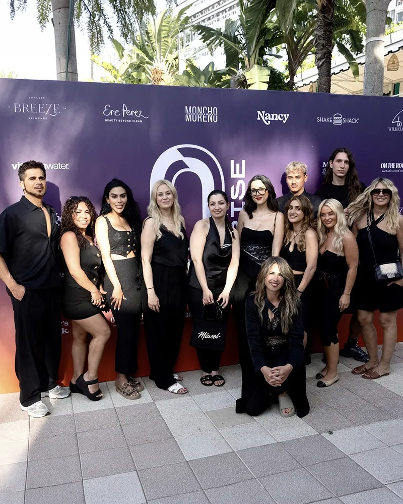 Phillip Seven im Friseur-Team der Swim Week Miami 2026